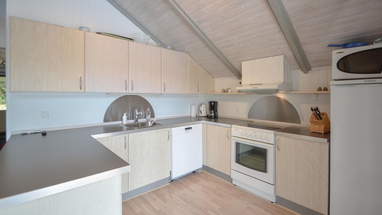 Photo of Others in Knebel