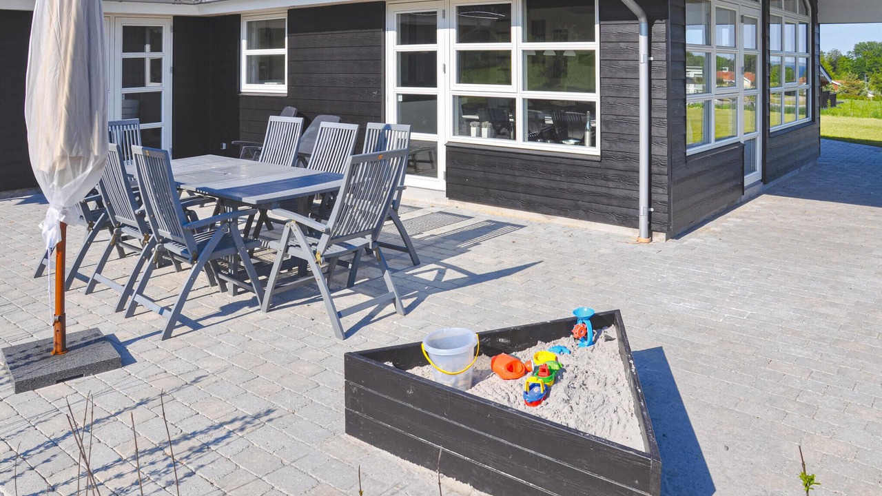 Photo of Others in Mommark Strand