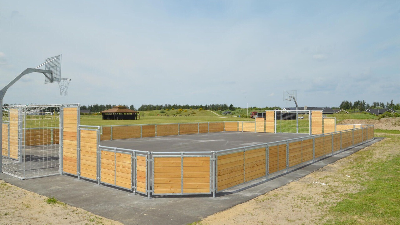 Photo of Others in Tranum