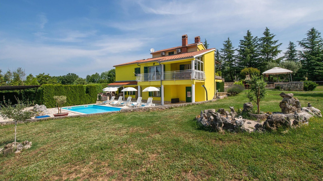 Photo of Outdoor in Nedescina