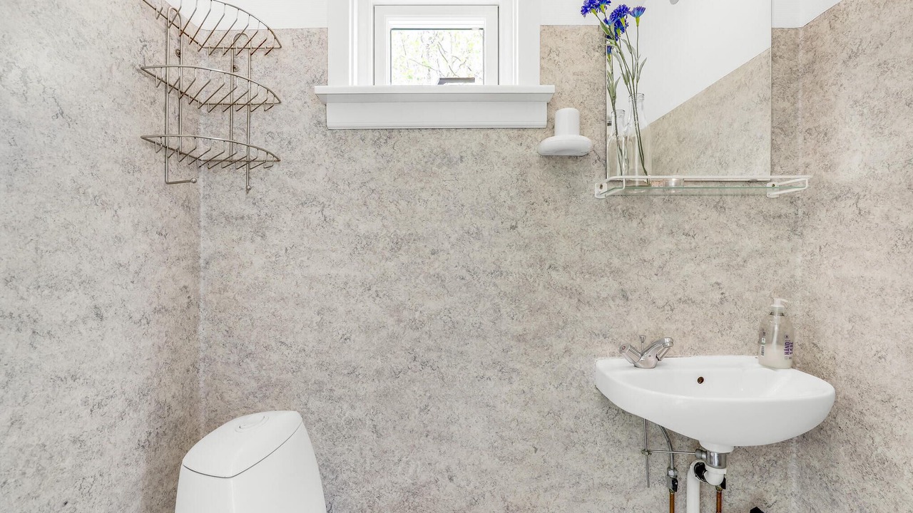 Photo of Bathroom in Ronne
