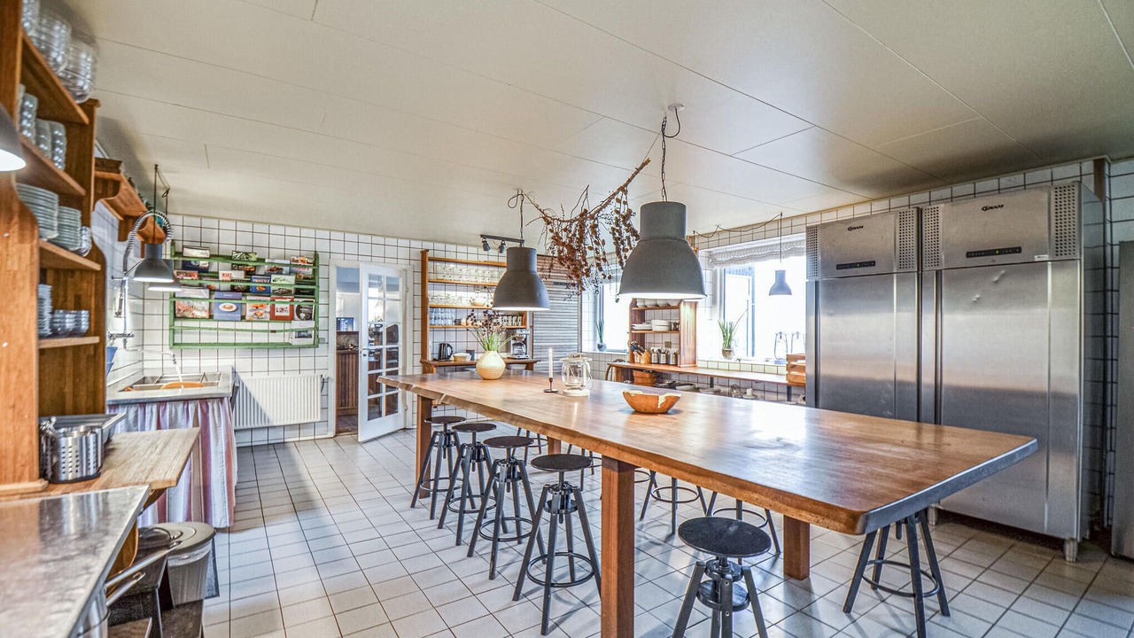 Photo of Others in Knebel