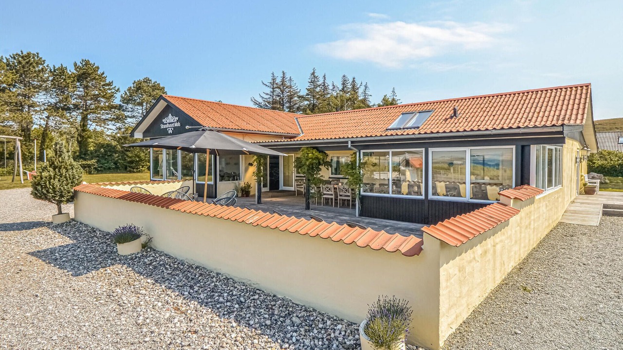 Photo of Others in Knebel