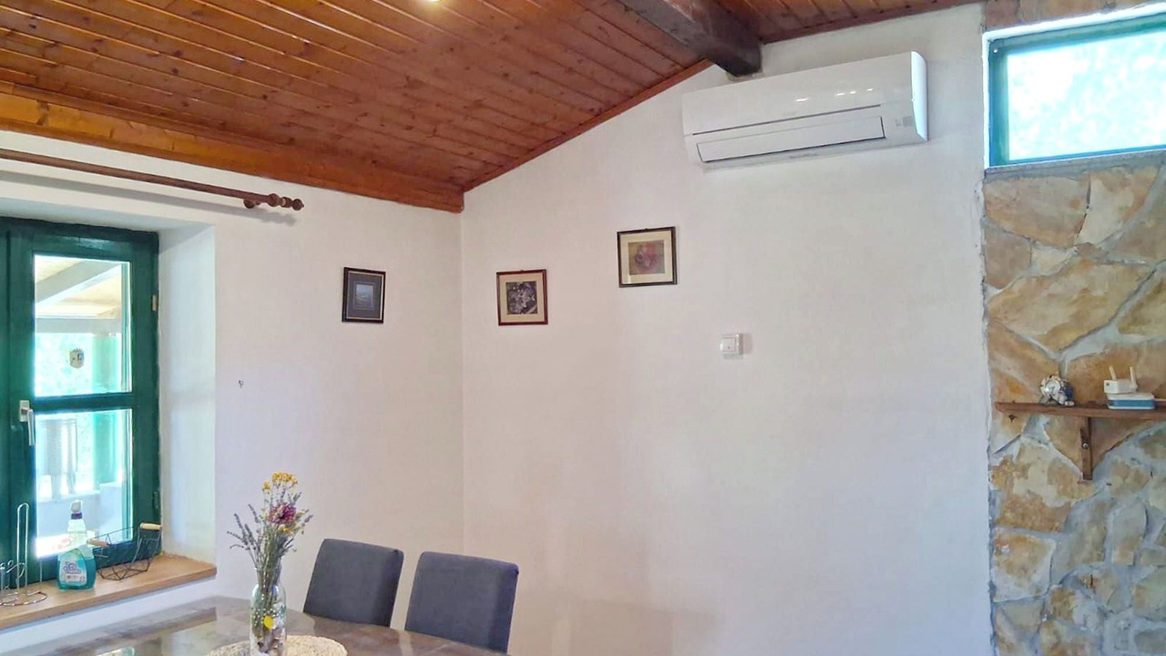 Photo of Others in Tkon