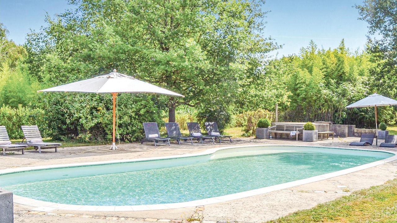 Photo of Outdoor in Cheille