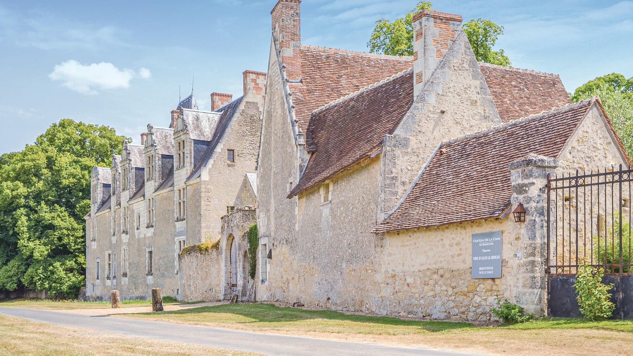 Photo of Others in Cheille