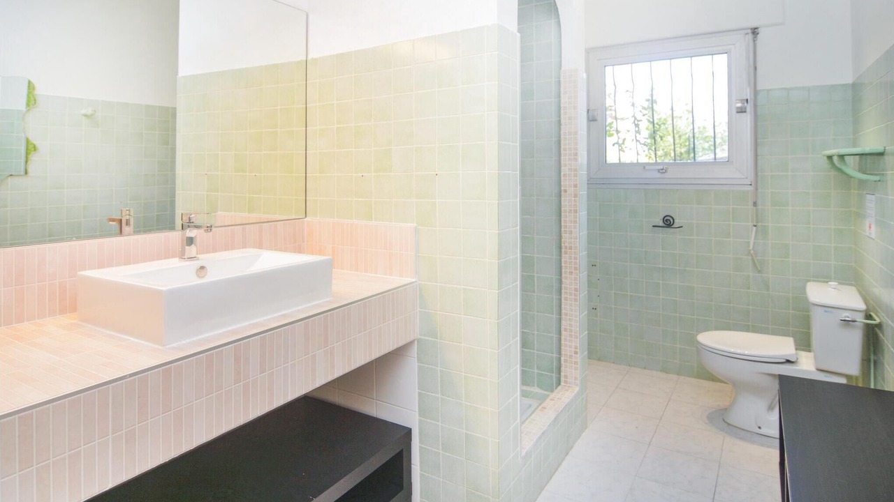 Photo of Bathroom in Aubais