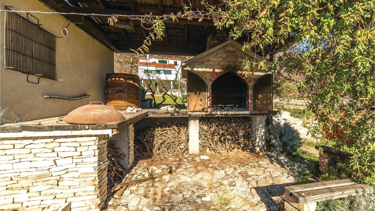 Photo of Others in Kastel Luksic