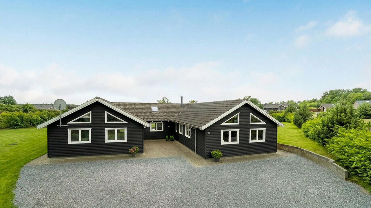 Photo of Others in Holloselund