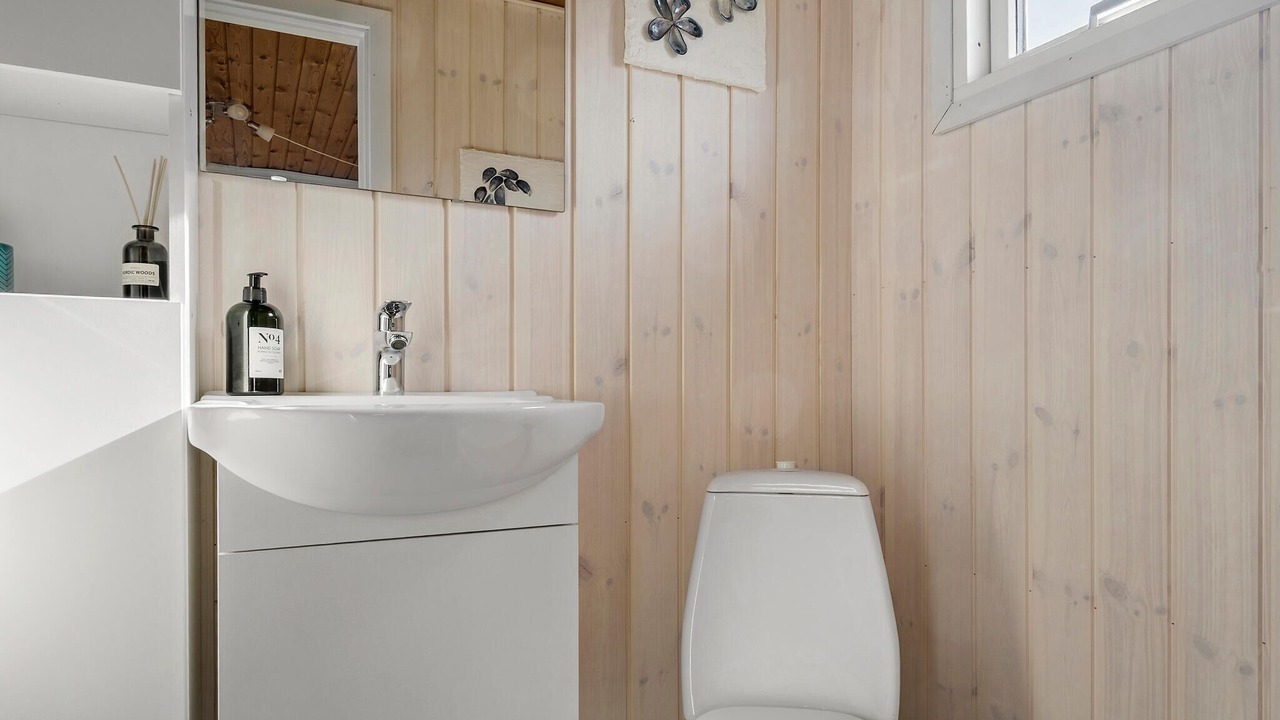 Photo of Bathroom in Hejlsminde Strand