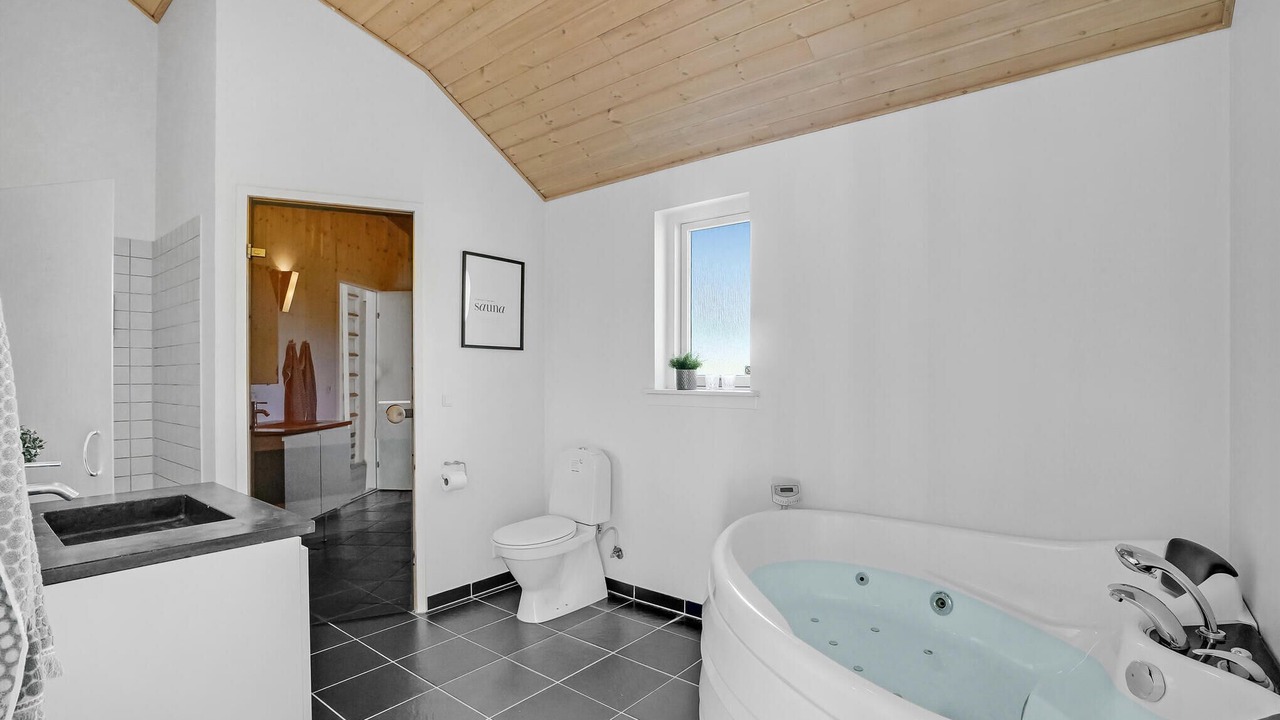 Photo of Bathroom in Trend