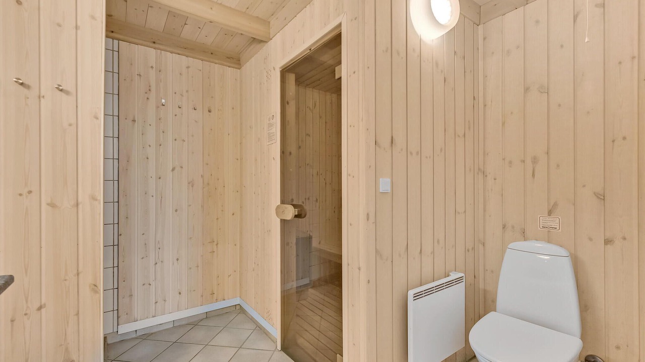 Photo of Bathroom in Pøt Strandby