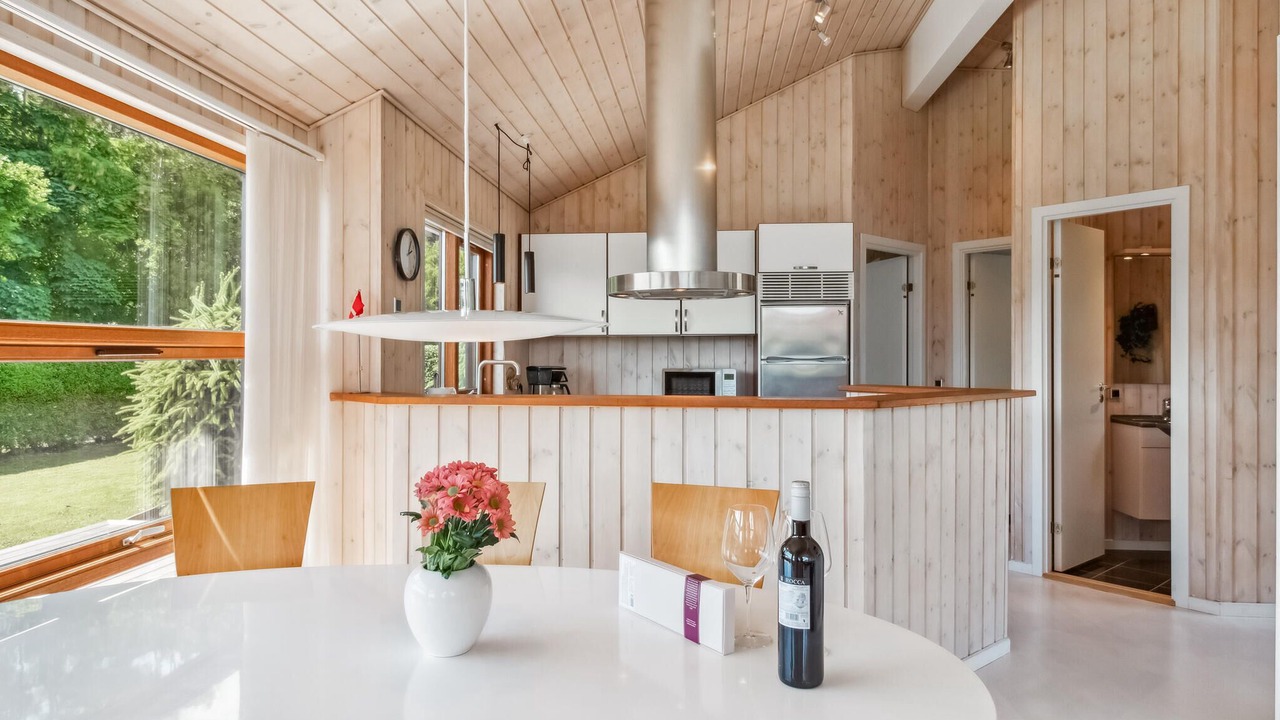 Photo of Others in Bjert