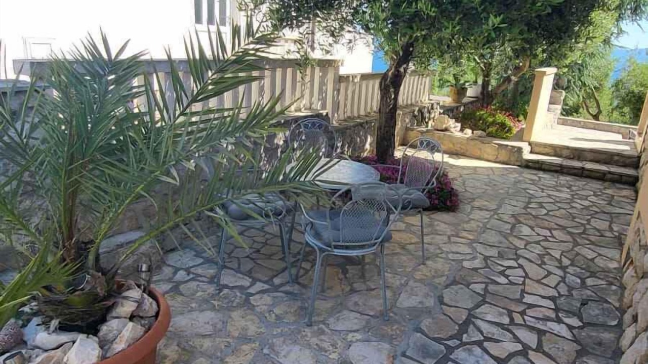 Photo of Outdoor in Ravni