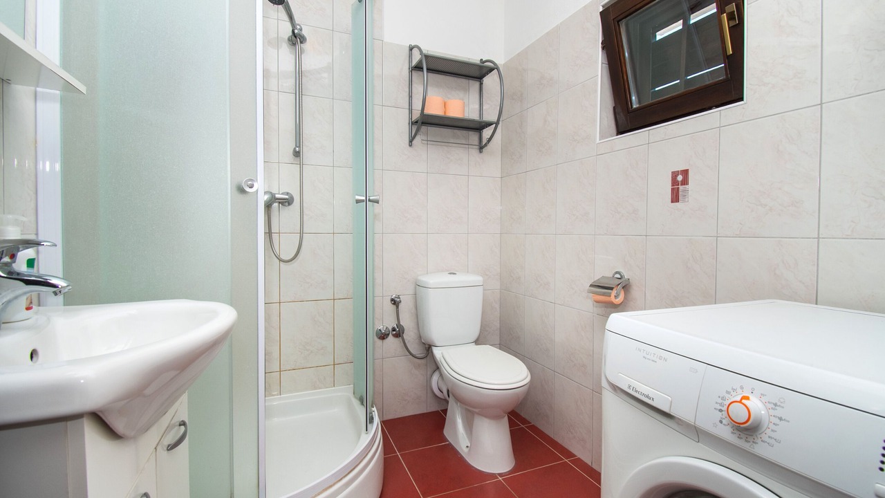 Photo of Bathroom in Srima
