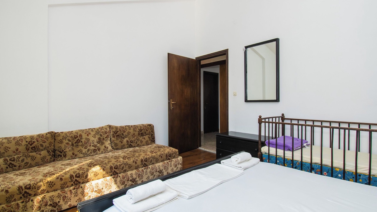 Photo of Bedroom in Srima