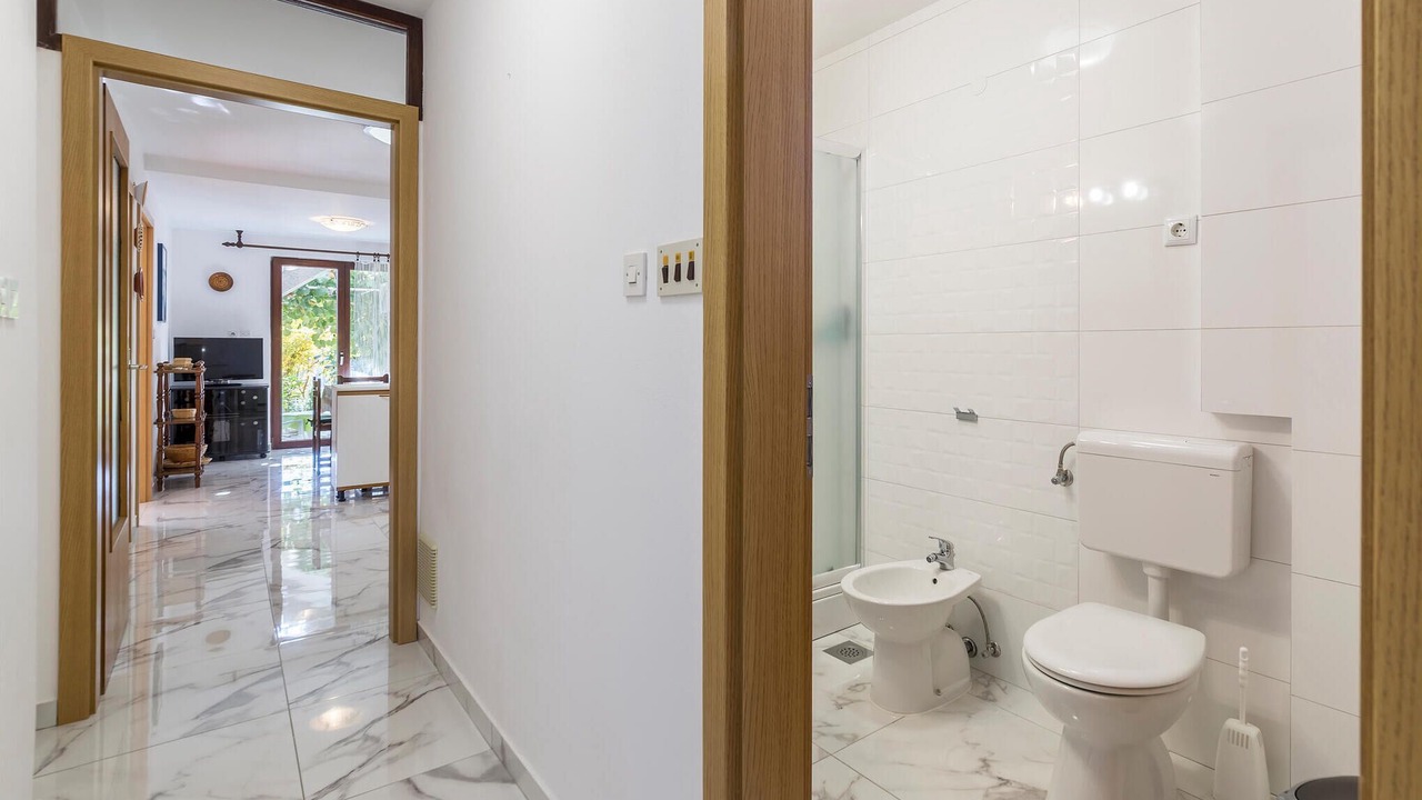 Photo of Bathroom in Vintijan