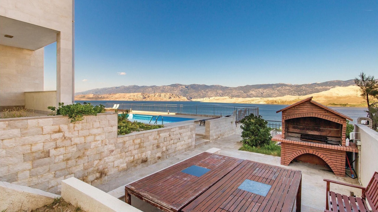 Photo of Others in Pag