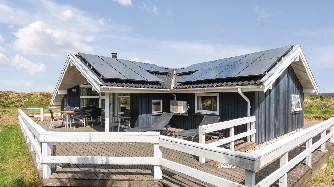 Photo of Others in Henne Strand