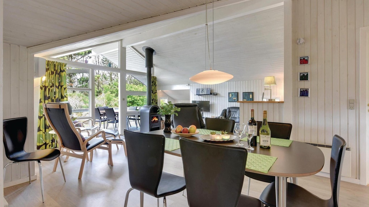 Photo of Bedroom in Henne Strand