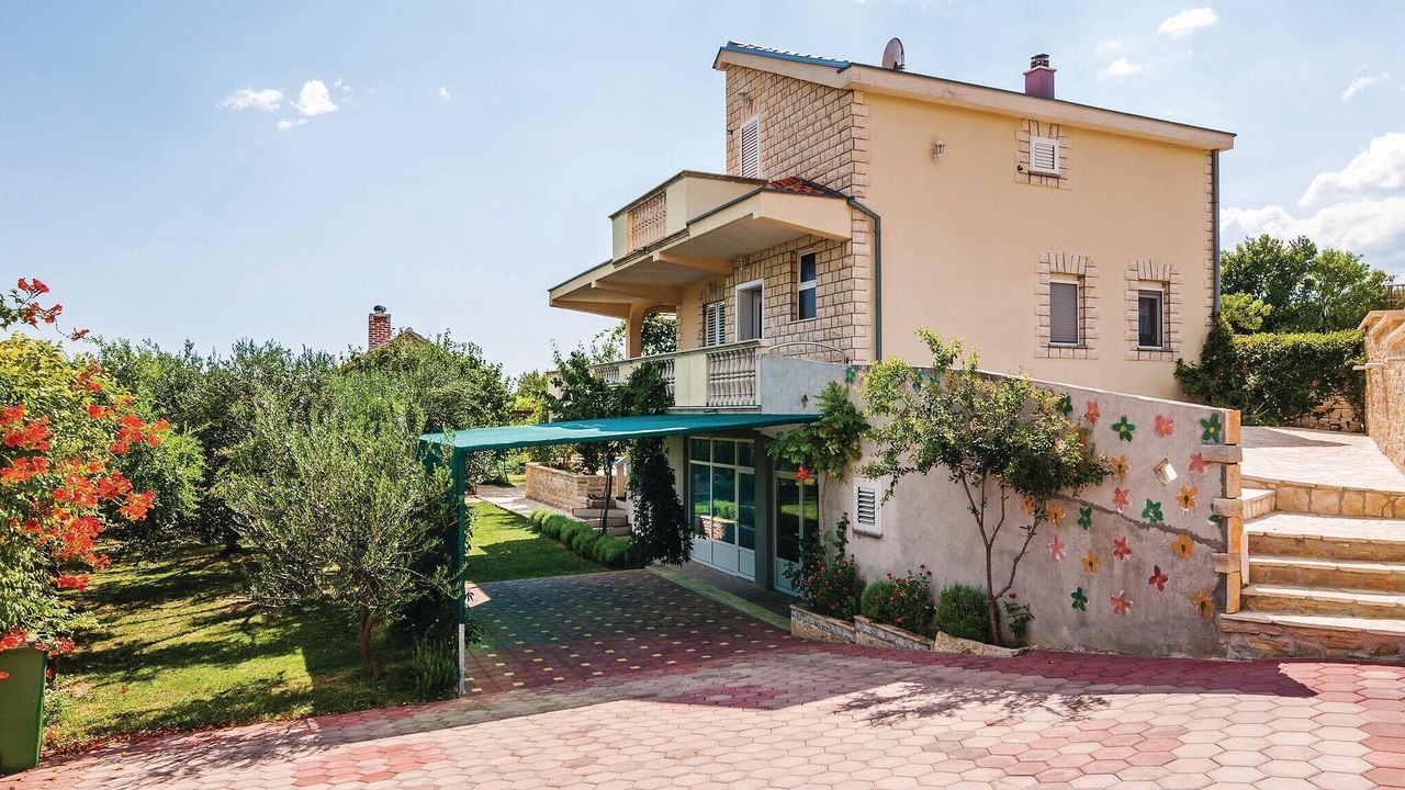 Photo of Outdoor in Lisane Ostrovicke