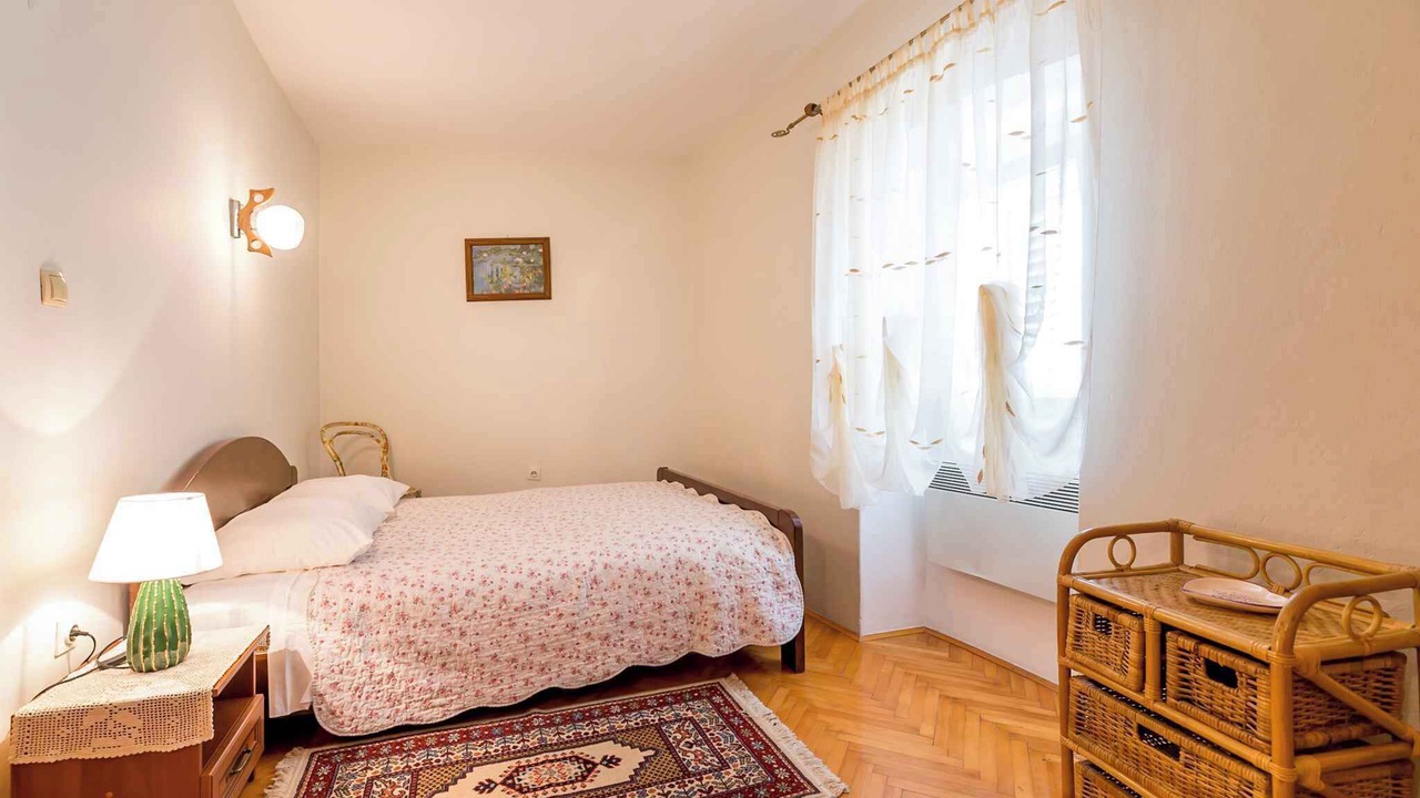 Photo of Bedroom in Baska