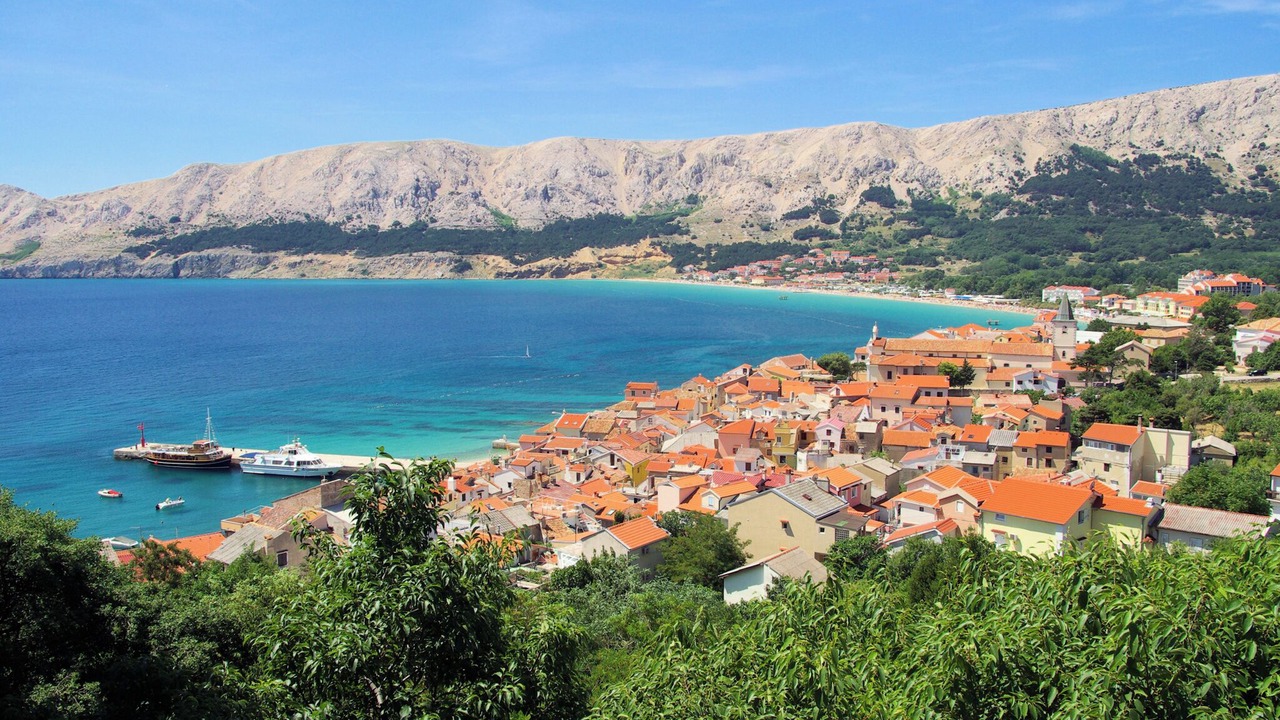 Photo of Others in Baska