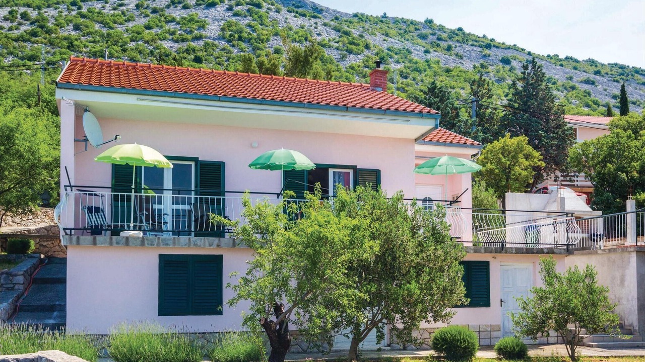 Photo of Others in Baric Draga