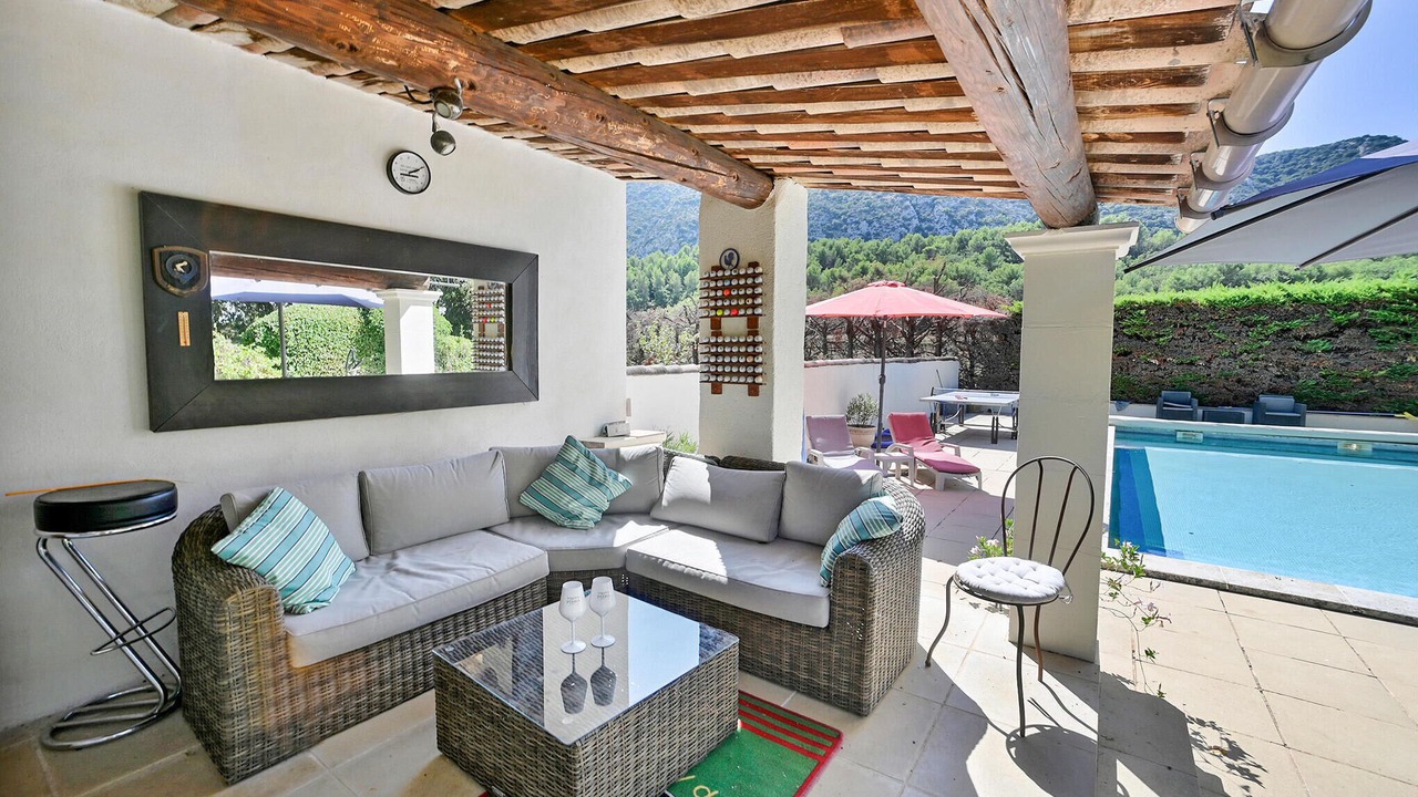 Photo of Outdoor in Maubec