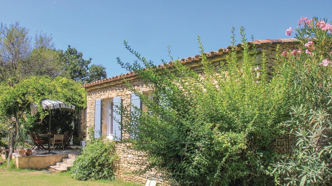 Photo of Others in Maubec