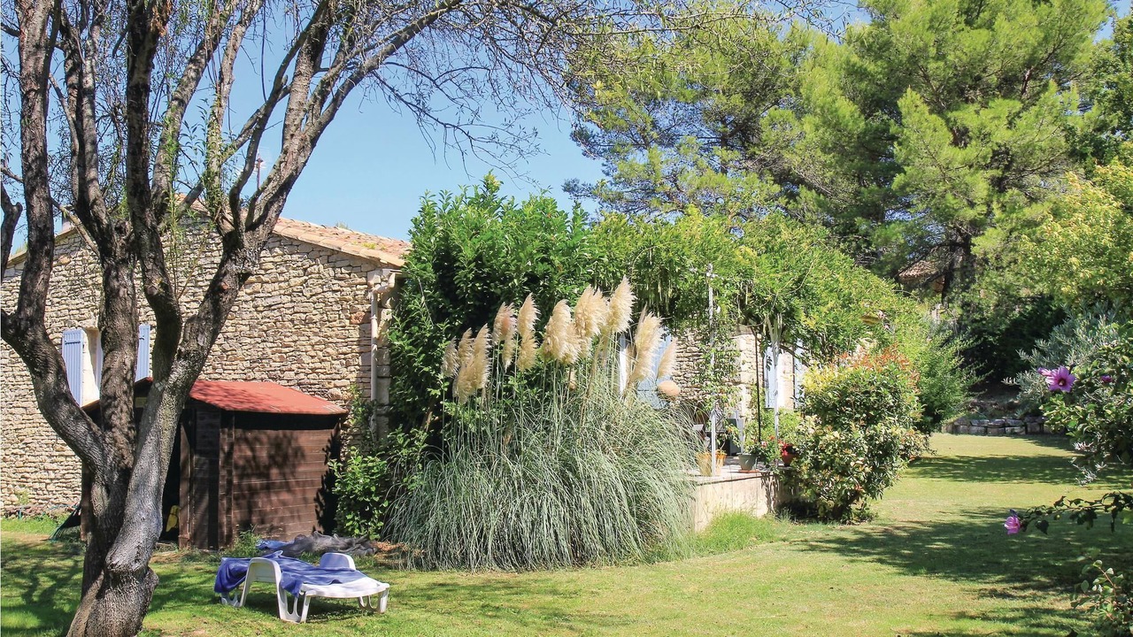 Photo of Others in Maubec