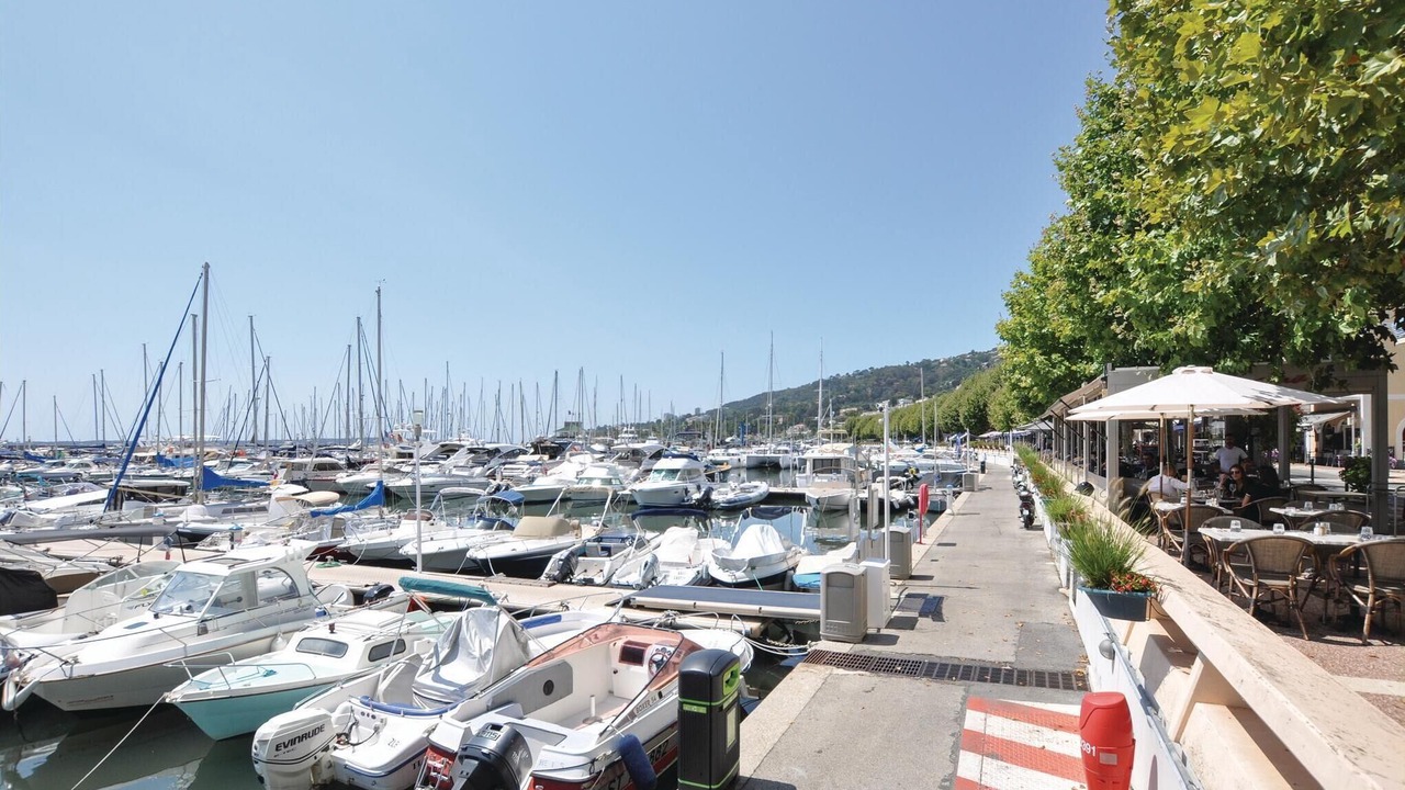 Photo of Others in Golfe Juan