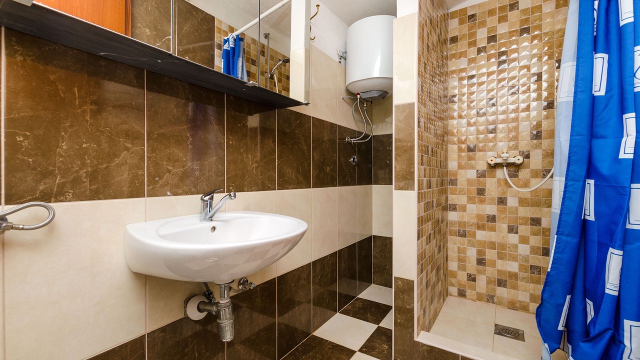 Photo of Bathroom in Rogac