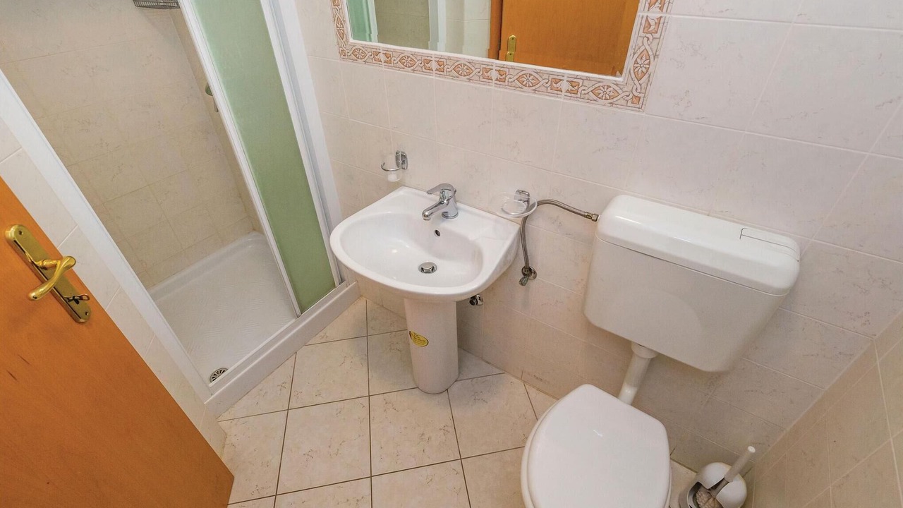 Photo of Bathroom in Sucici