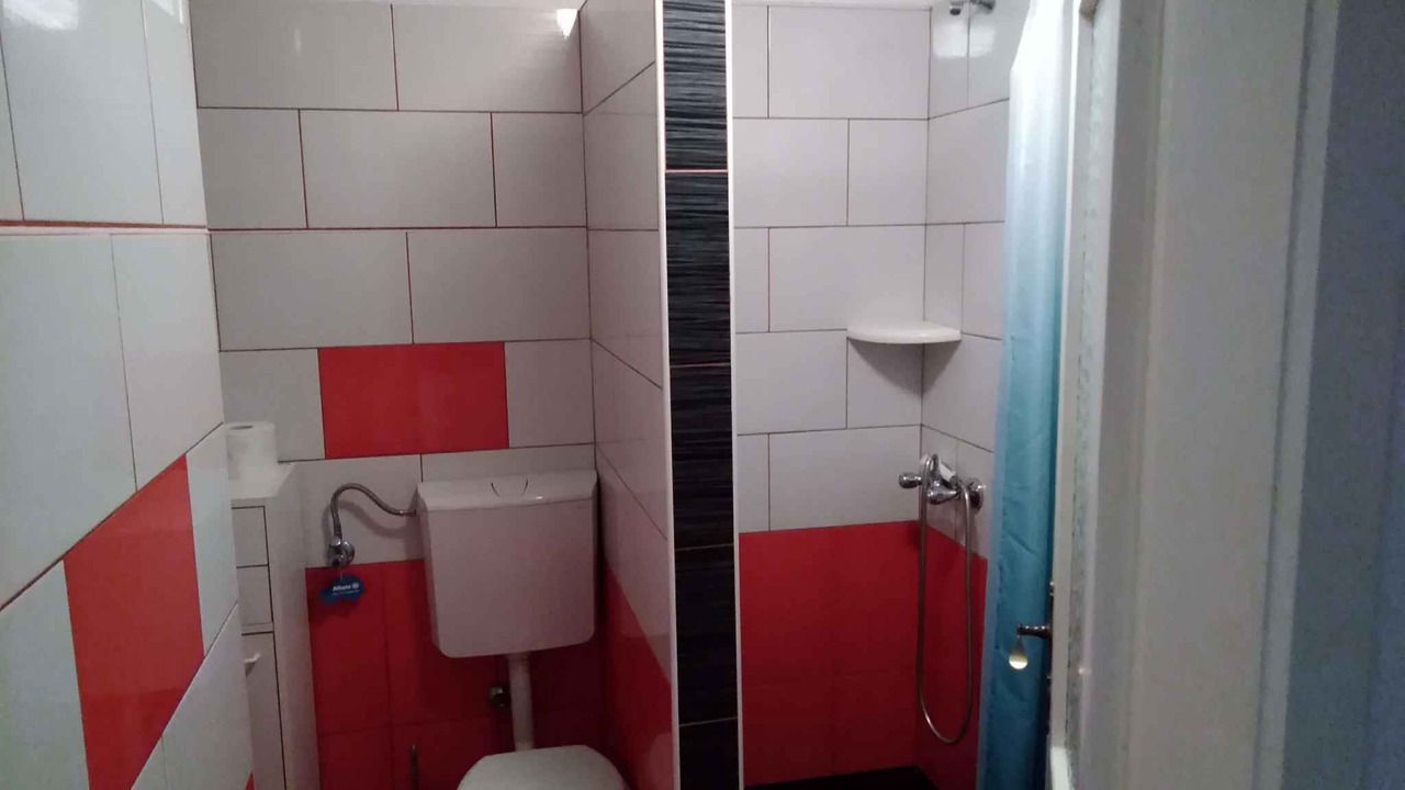 Photo of Bathroom in Opric