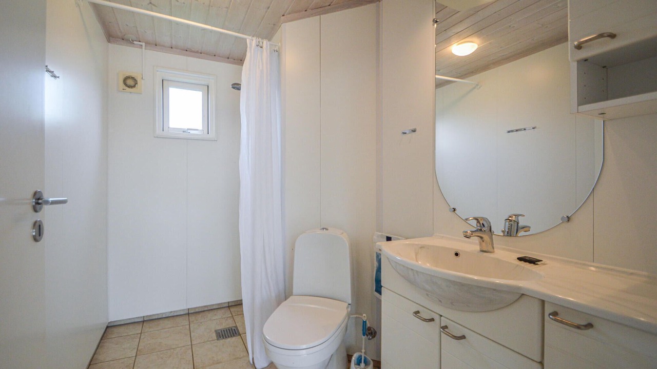 Photo of Bathroom in Skaerbaek