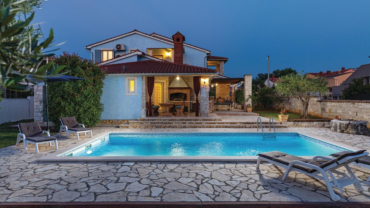 Photo of Outdoor in Gajana