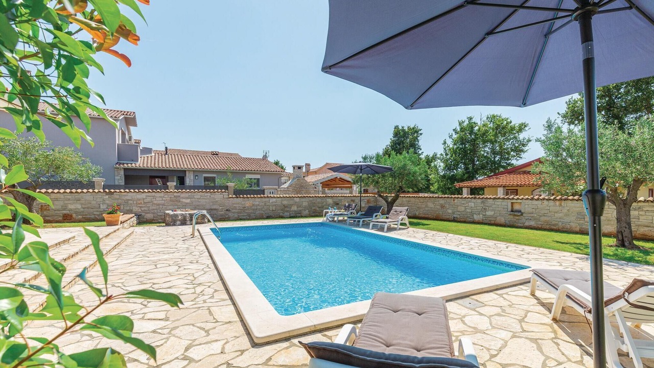 Photo of Outdoor in Gajana