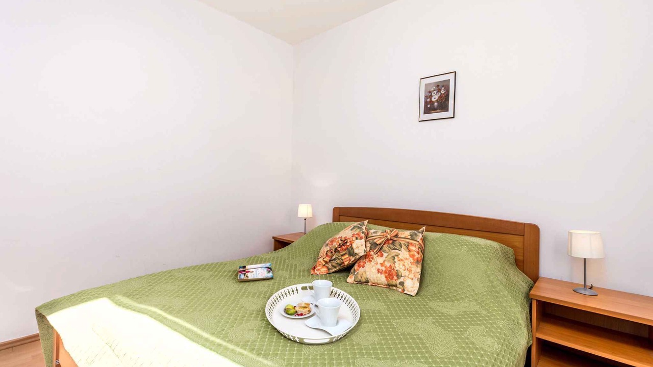 Photo of Bedroom in Banjol