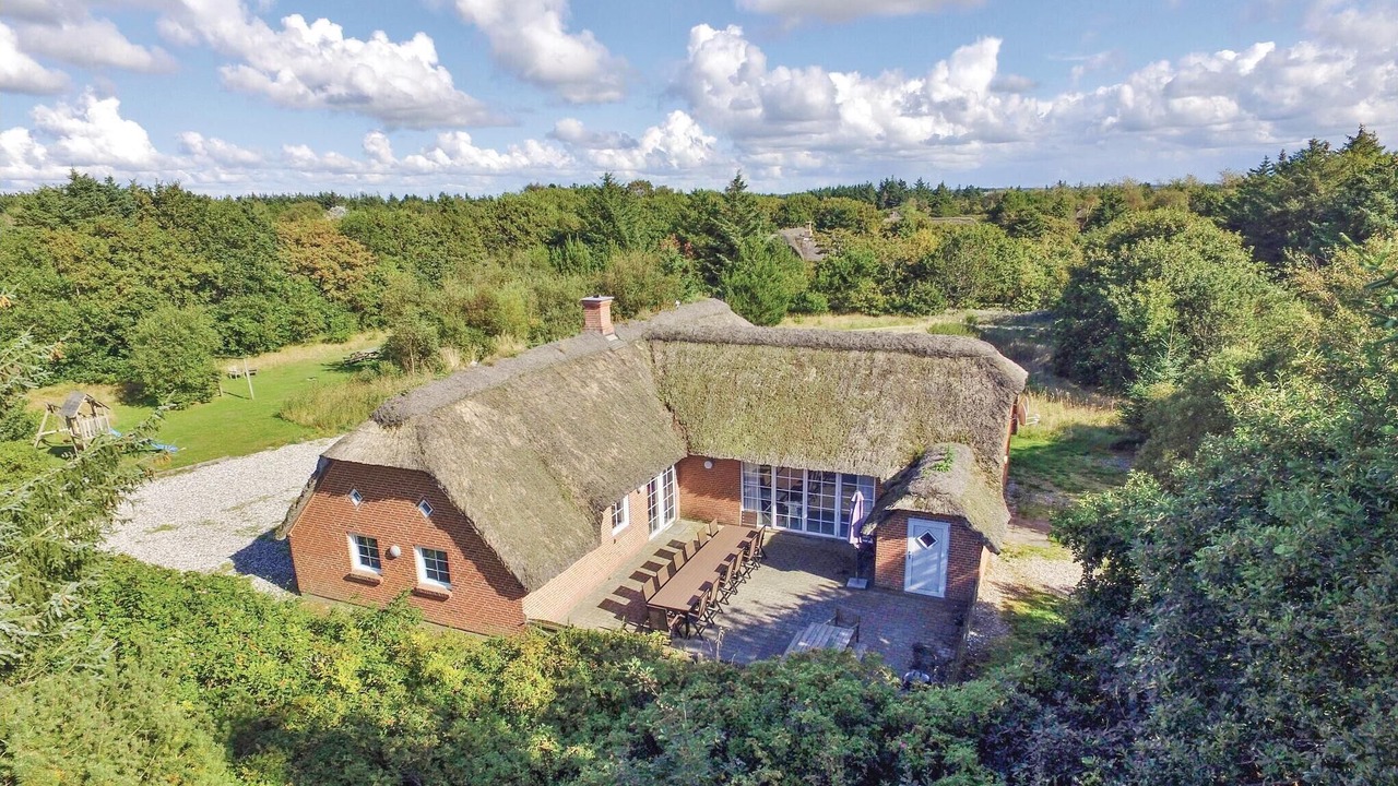 Photo of Others in Øhuse