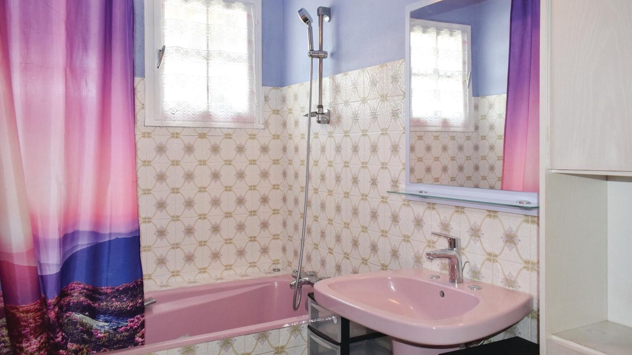 Photo of Bathroom in Ploumilliau
