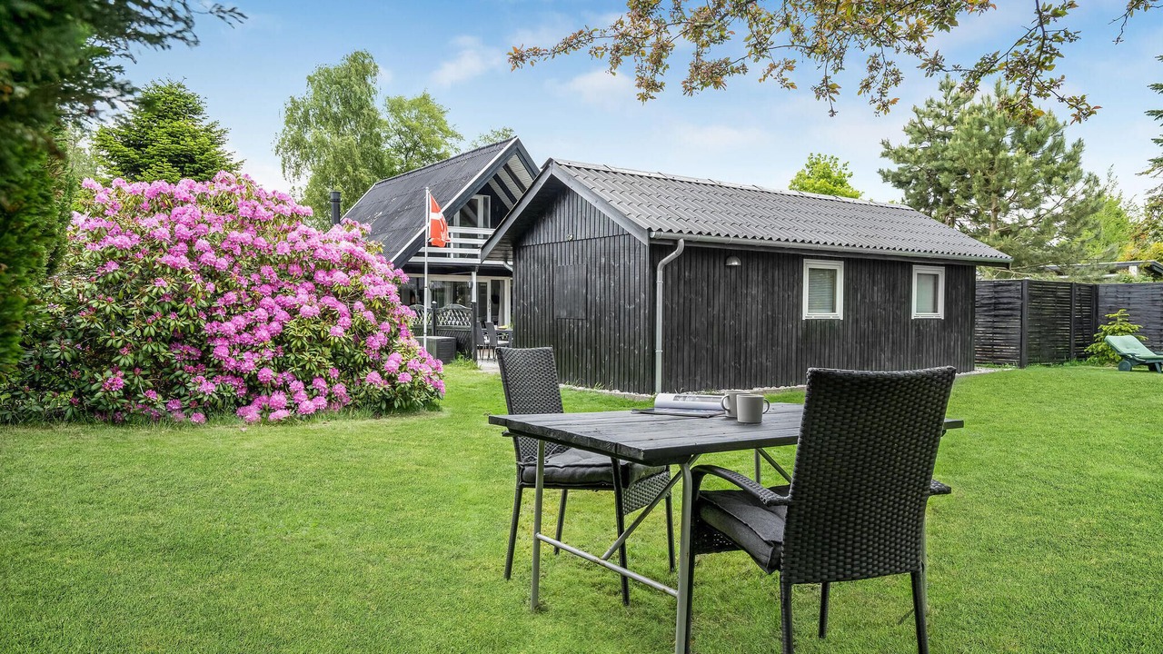 Photo of Outdoor in Bøtø By