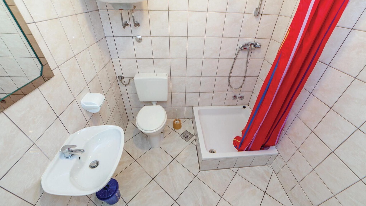 Photo of Bathroom in Grizane