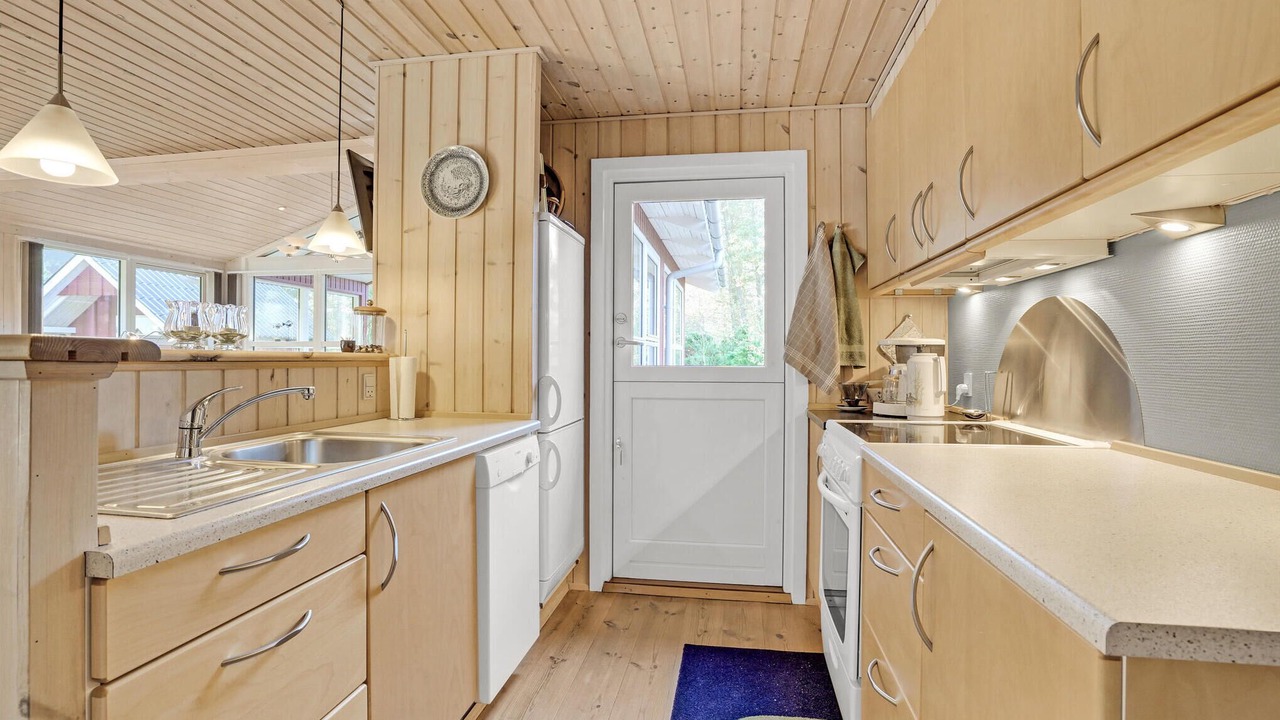 Photo of Others in Ho