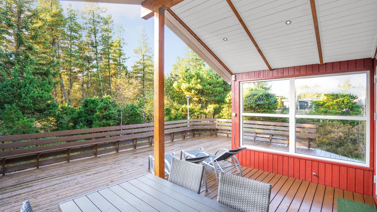 Photo of Others in Ho