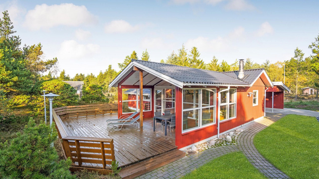 Photo of Others in Ho