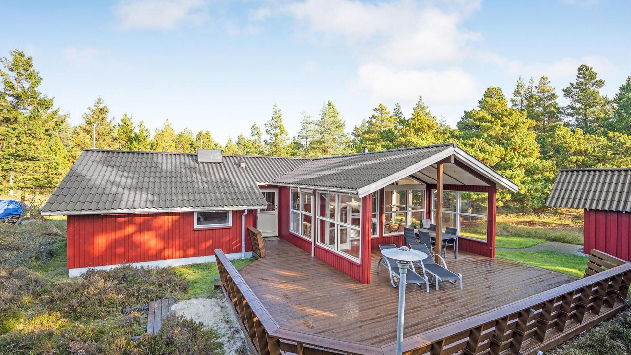 Photo of Others in Ho