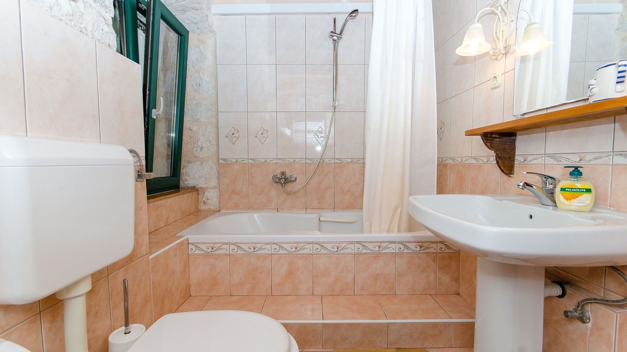 Photo of Bathroom in Igrane