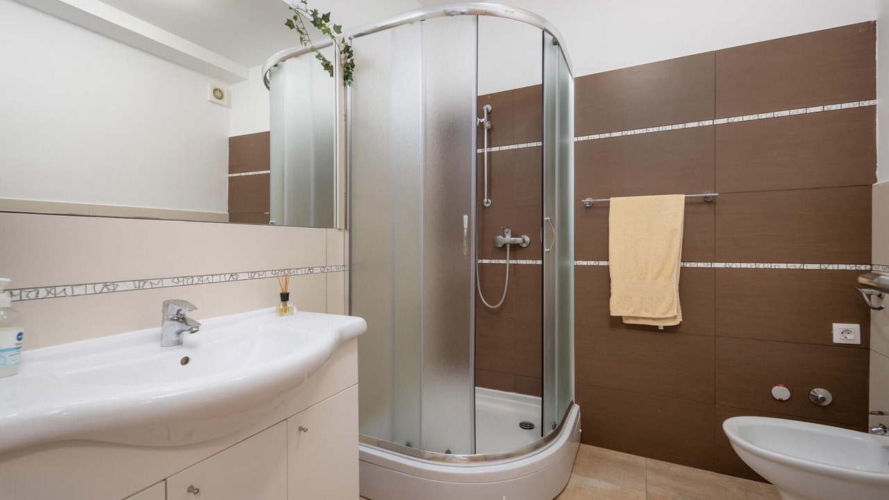 Photo of Bathroom in Omisalj