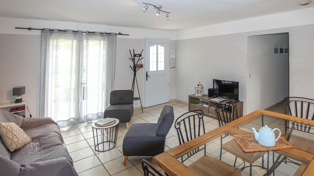 Photo of Bedroom in Saint-Thome